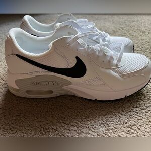 Nike Air Max Black & White